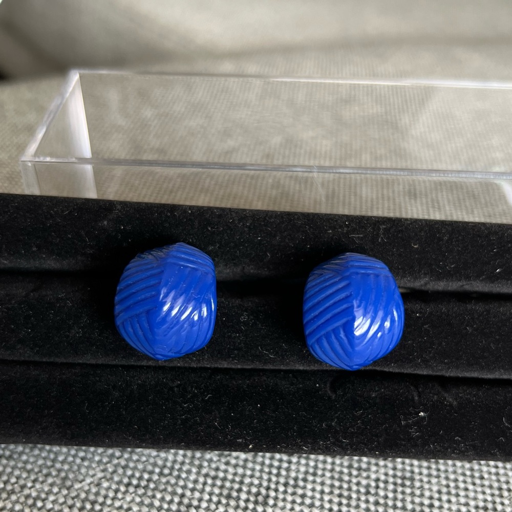Vintage plastic hoop earrings